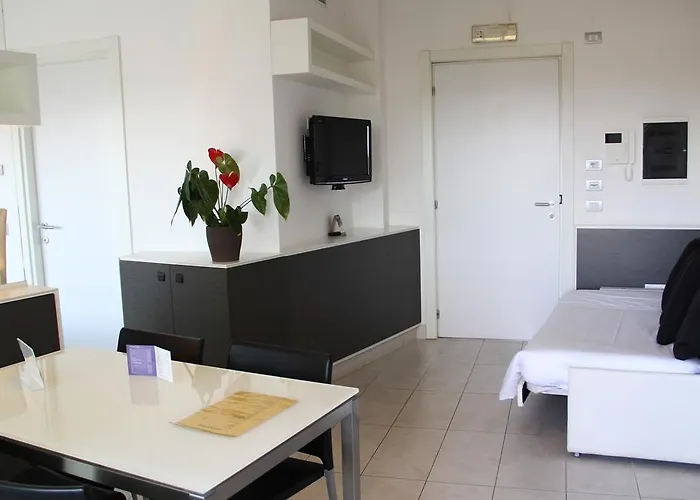 Lungotevere 4* Rome