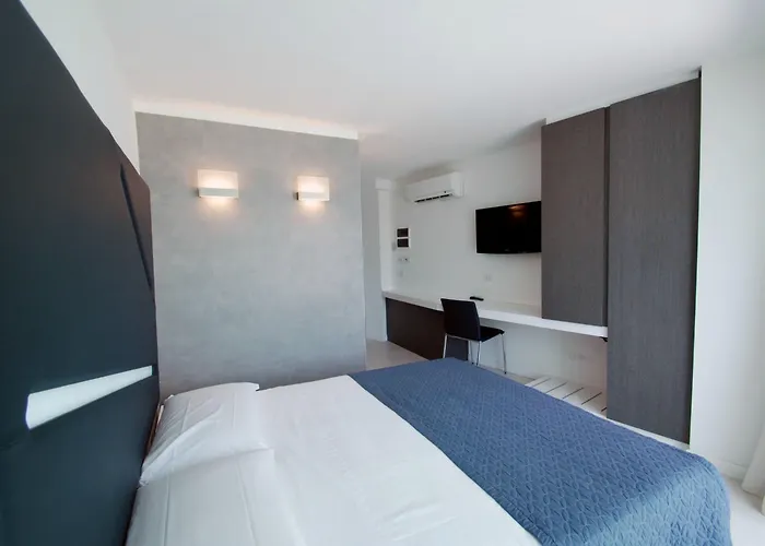 Lungotevere Apartahotel 4*