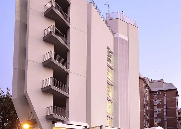 Lungotevere Apartahotel 4*