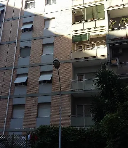 Lungotevere 4* Roma