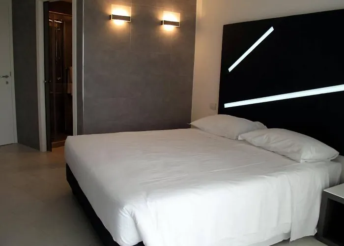 Lungotevere 4* Roma