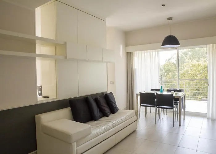 Lungotevere 4* Roma